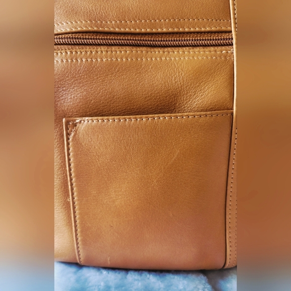 Tignanello Caramel Leather Shoulder Bag - Picture 9 of 10